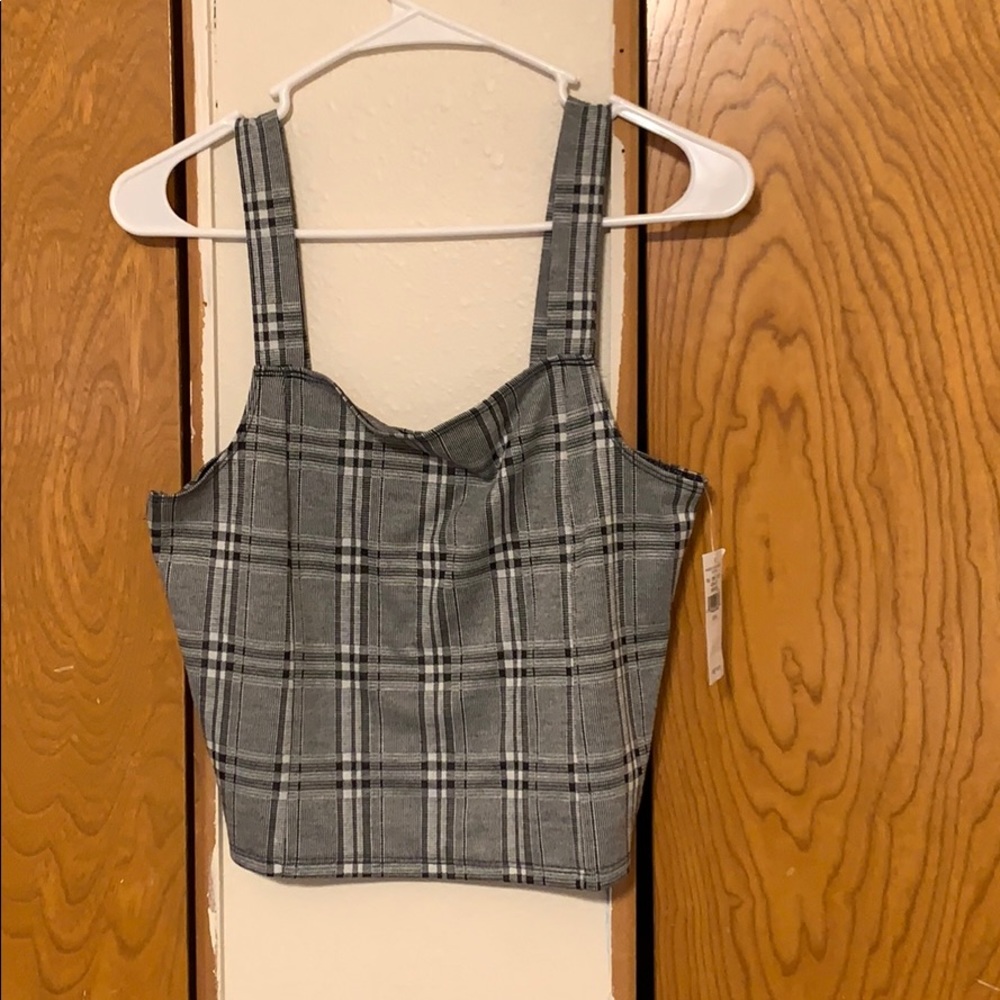 Crop top